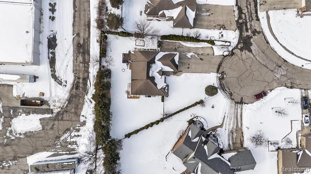 37822 Lilac Lane, Richmond, MI 48062