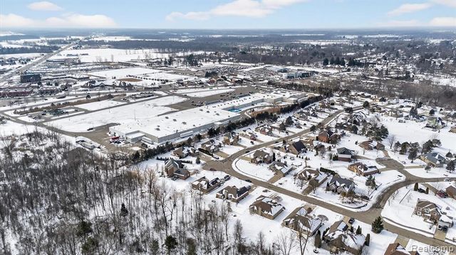 37822 Lilac Lane, Richmond, MI 48062