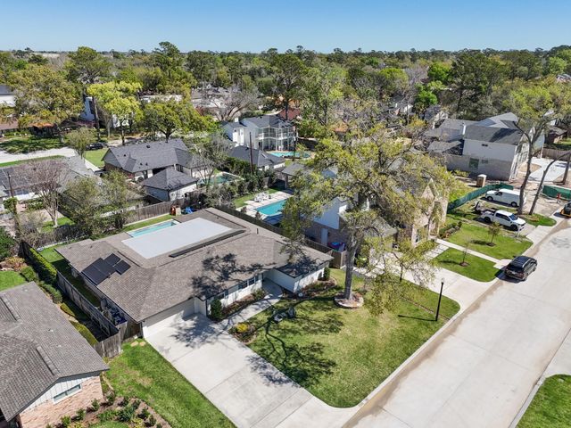 8710 Burkhart Road, Houston, TX 77055