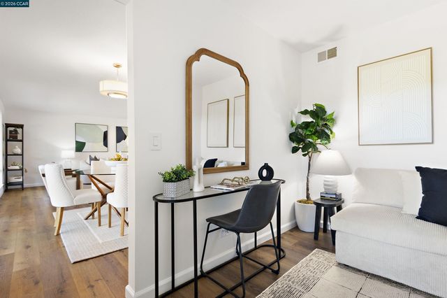 3136 Ptarmigan Dr 6, Walnut Creek, CA 94595