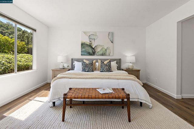 3136 Ptarmigan Dr 6, Walnut Creek, CA 94595