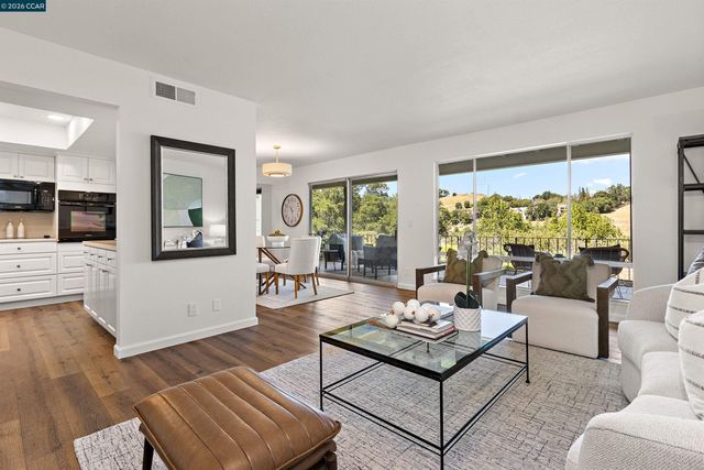 3136 Ptarmigan Dr 6, Walnut Creek, CA 94595