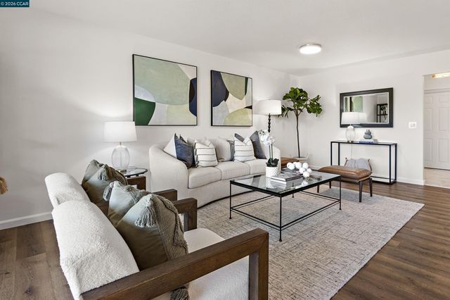 3136 Ptarmigan Dr 6, Walnut Creek, CA 94595