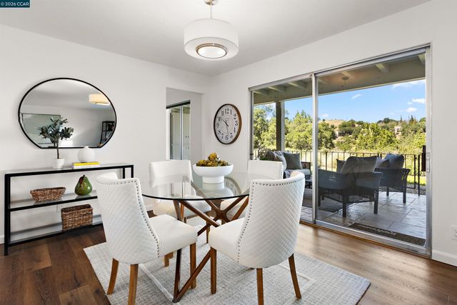 3136 Ptarmigan Dr 6, Walnut Creek, CA 94595