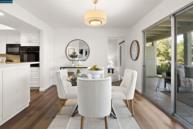 3136 Ptarmigan Dr 6, Walnut Creek, CA 94595