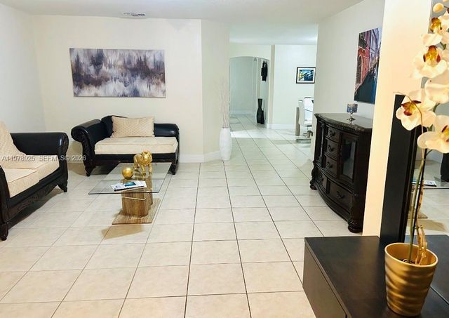 16390 SW 46th Ter 0, Miami, FL 33185