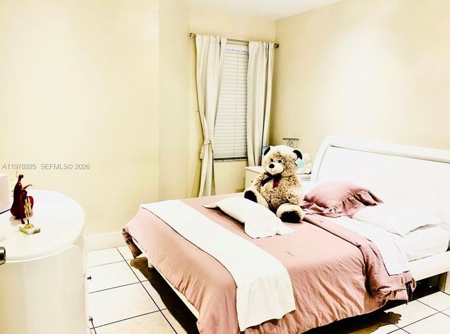 16390 SW 46th Ter 0, Miami, FL 33185