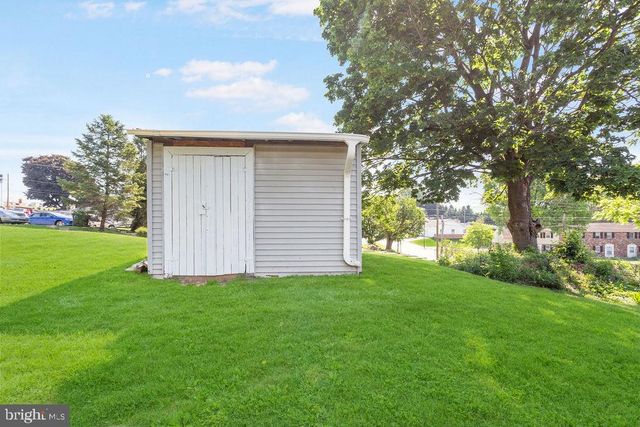 311 E LANCASTER ST, Red Lion, PA 17356