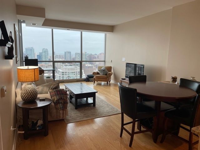 303 W OHIO Street 3501, Chicago, IL 60610