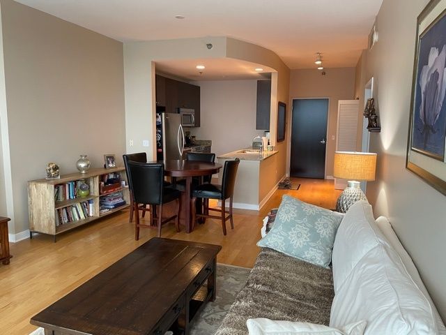 303 W OHIO Street 3501, Chicago, IL 60610