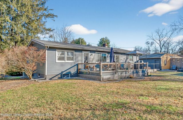 15 Closs Drive, Rhinebeck, NY 12572