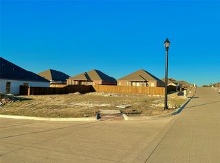711 Broken Bow Lane, Cleburne, TX 76033