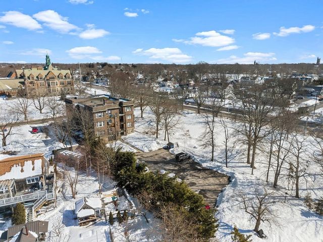 138 Main St 13, Fairhaven, MA 02719