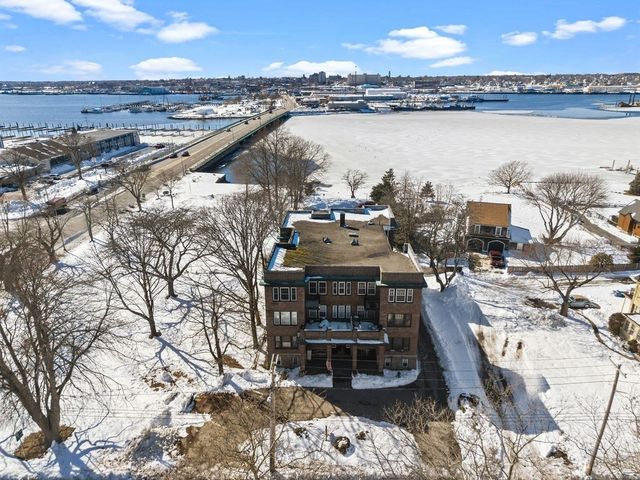 138 Main St 13, Fairhaven, MA 02719