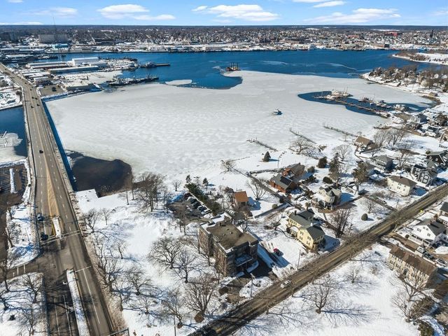 138 Main St 13, Fairhaven, MA 02719