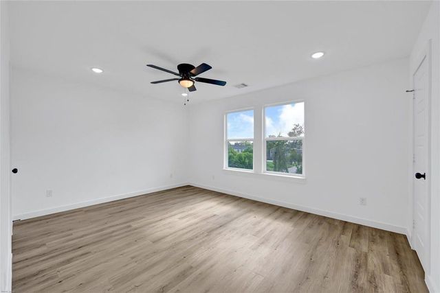 8021 Birmingham Street B, Houston, TX 77028