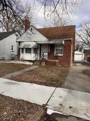 19520 Strasburg Street, Detroit, MI 48205
