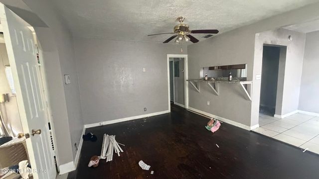 285 E 46TH Street, Jacksonville, FL 32208