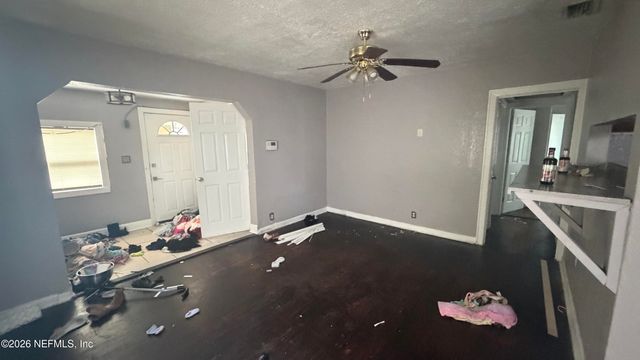 285 E 46TH Street, Jacksonville, FL 32208