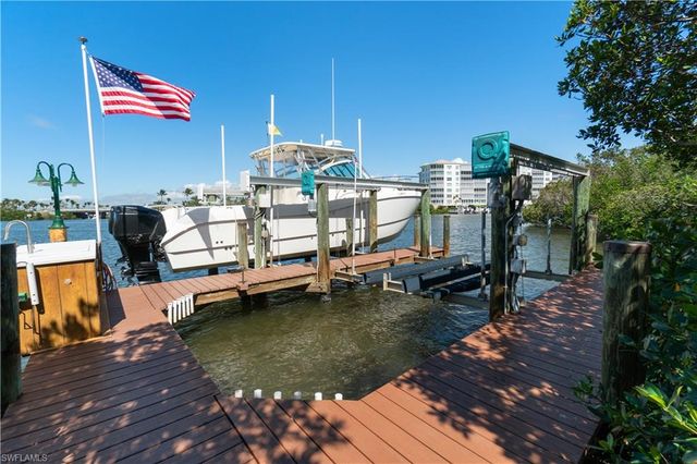 197 San Mateo DR, Bonita Springs, FL 34134