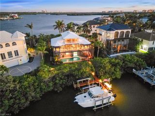 197 San Mateo DR, Bonita Springs, FL 34134