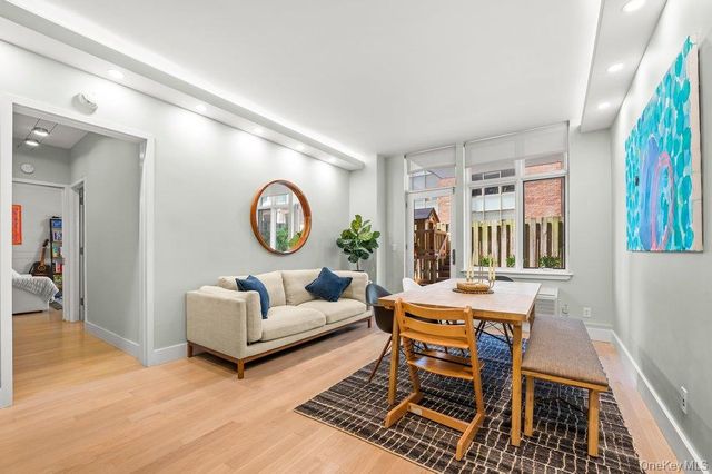 226 50th Avenue 3D, Long Island City, NY 11101