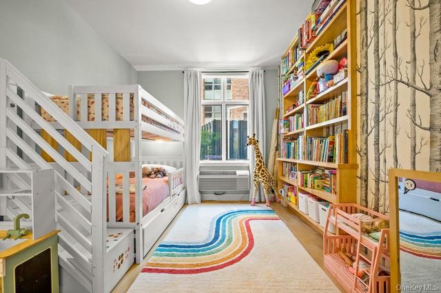 226 50th Avenue 3D, Long Island City, NY 11101