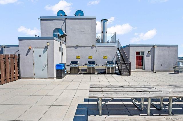 226 50th Avenue 3D, Long Island City, NY 11101