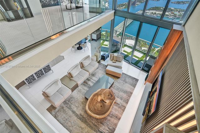 1100 Biscayne Blvd 6303, Miami, FL 33132