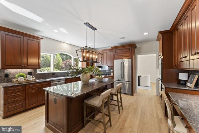 35 STANWYCK RD, Mount Laurel, NJ 08054