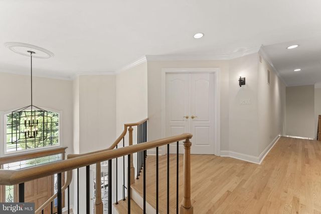 35 STANWYCK RD, Mount Laurel, NJ 08054