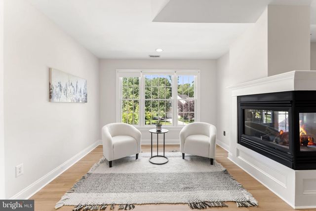 35 STANWYCK RD, Mount Laurel, NJ 08054