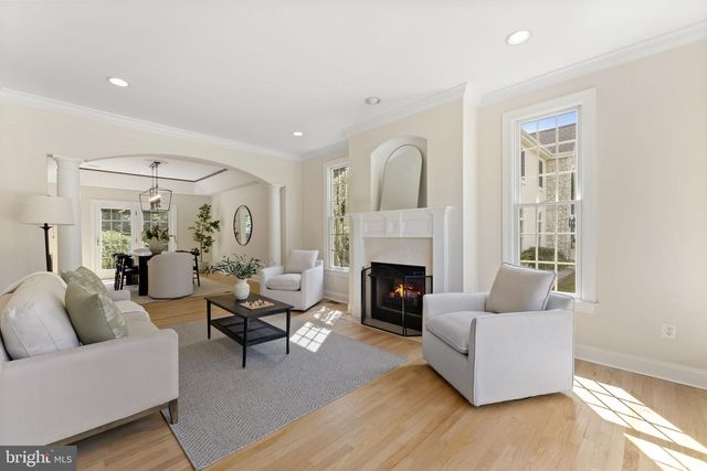 35 STANWYCK RD, Mount Laurel, NJ 08054
