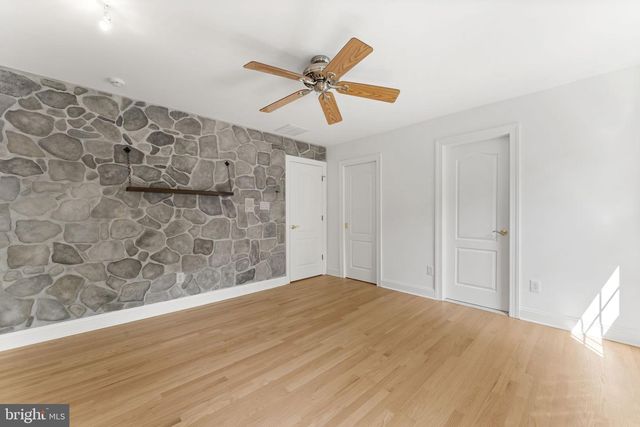 35 STANWYCK RD, Mount Laurel, NJ 08054