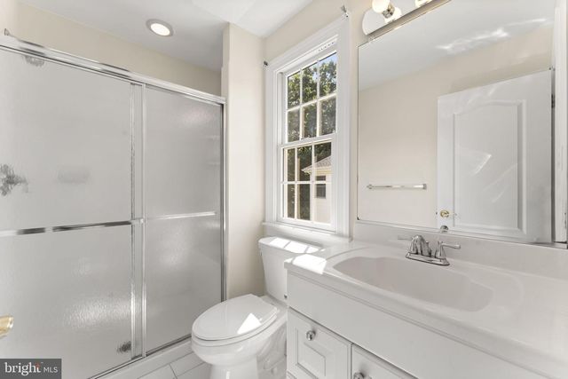 35 STANWYCK RD, Mount Laurel, NJ 08054
