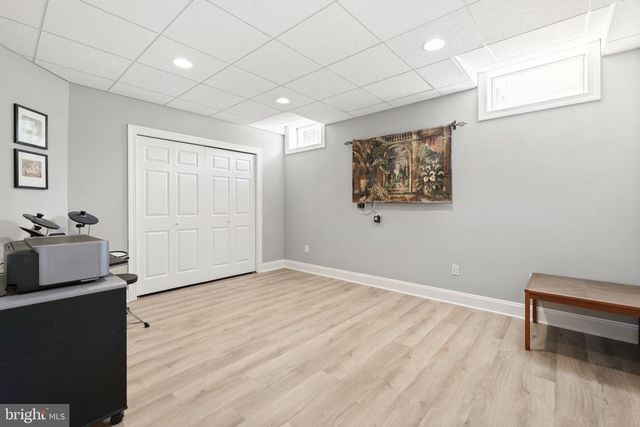 35 STANWYCK RD, Mount Laurel, NJ 08054