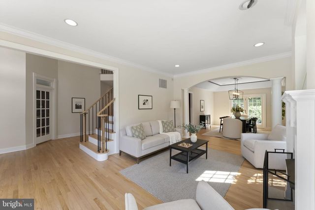 35 STANWYCK RD, Mount Laurel, NJ 08054