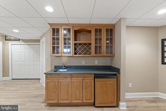 35 STANWYCK RD, Mount Laurel, NJ 08054