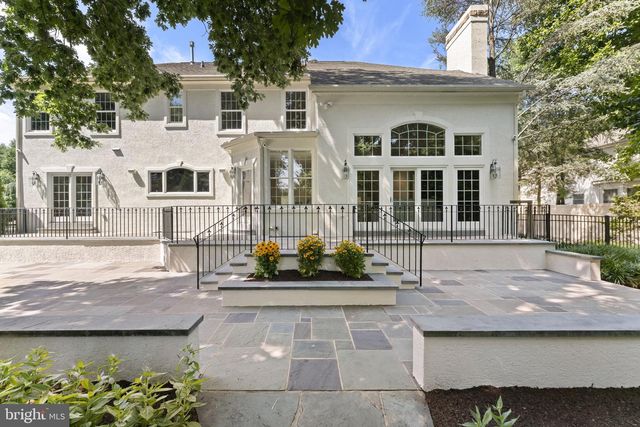 35 STANWYCK RD, Mount Laurel, NJ 08054