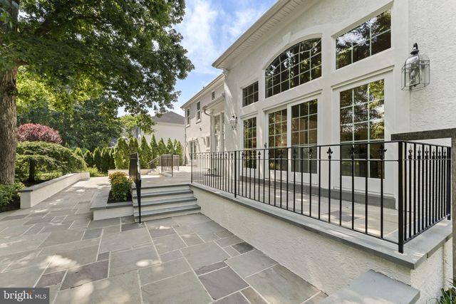 35 STANWYCK RD, Mount Laurel, NJ 08054