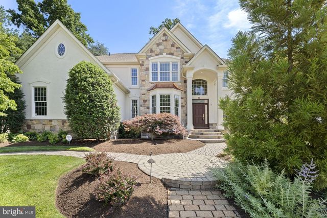 35 STANWYCK RD, Mount Laurel, NJ 08054