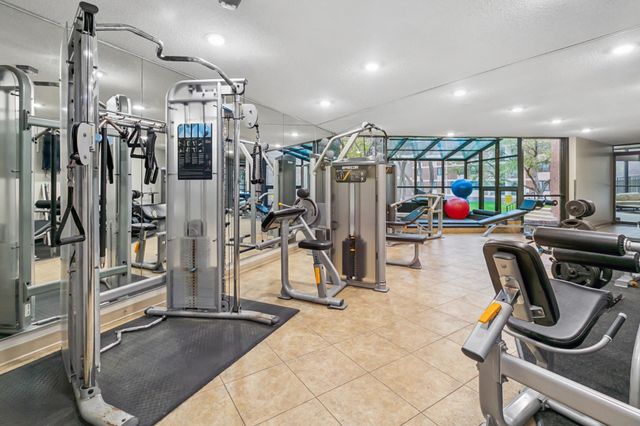 7200 York Avenue S 503, Edina, MN 55435