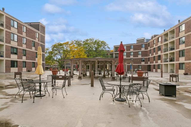 7200 York Avenue S 503, Edina, MN 55435