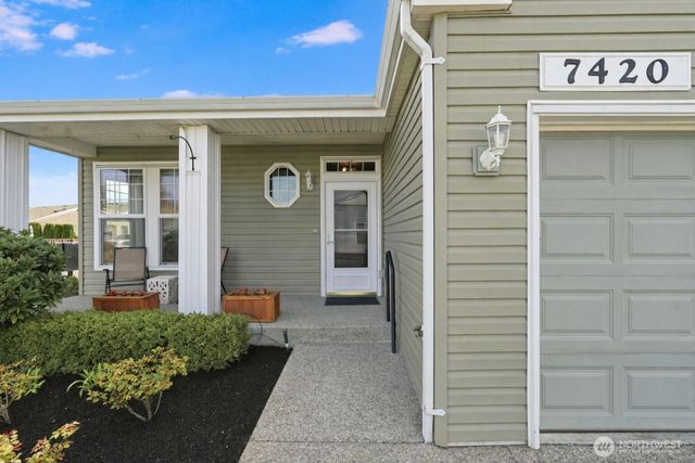7420 143rd Avenue Ct E, Sumner, WA 98390