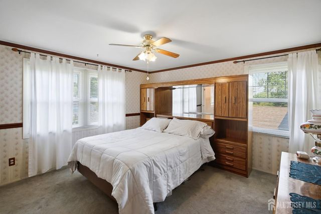 13 Abbott Road, Franklin, NJ 08873