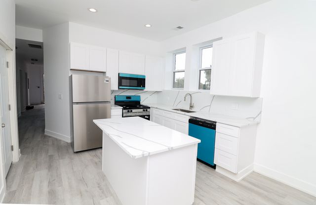 1505 S Spaulding Avenue, Chicago, IL 60623