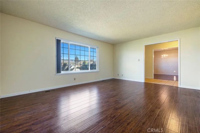 6647 N Anna Street, Fresno, CA 93710