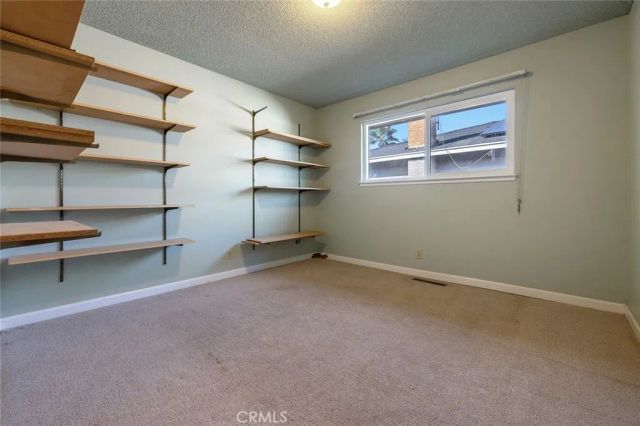 6647 N Anna Street, Fresno, CA 93710