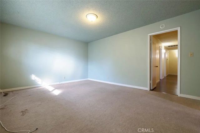 6647 N Anna Street, Fresno, CA 93710