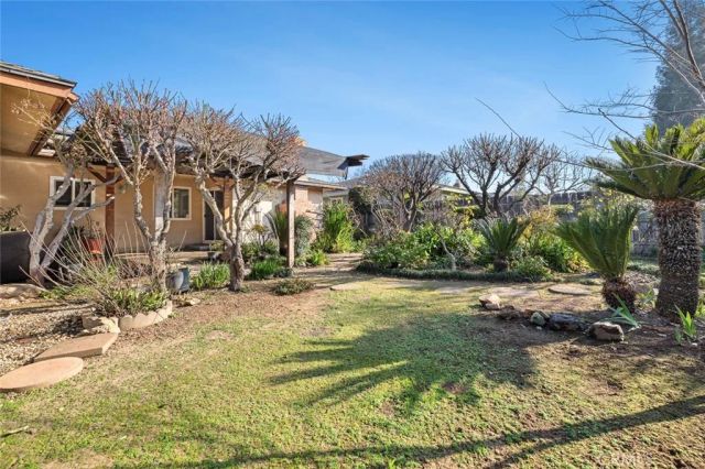 6647 N Anna Street, Fresno, CA 93710